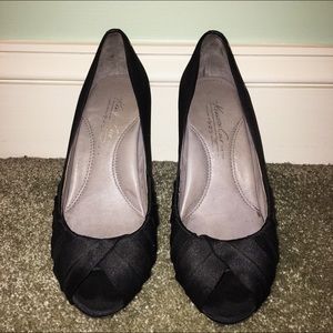 Kenneth Cole 6.5 Heels Exclusive 9•2•5 technology